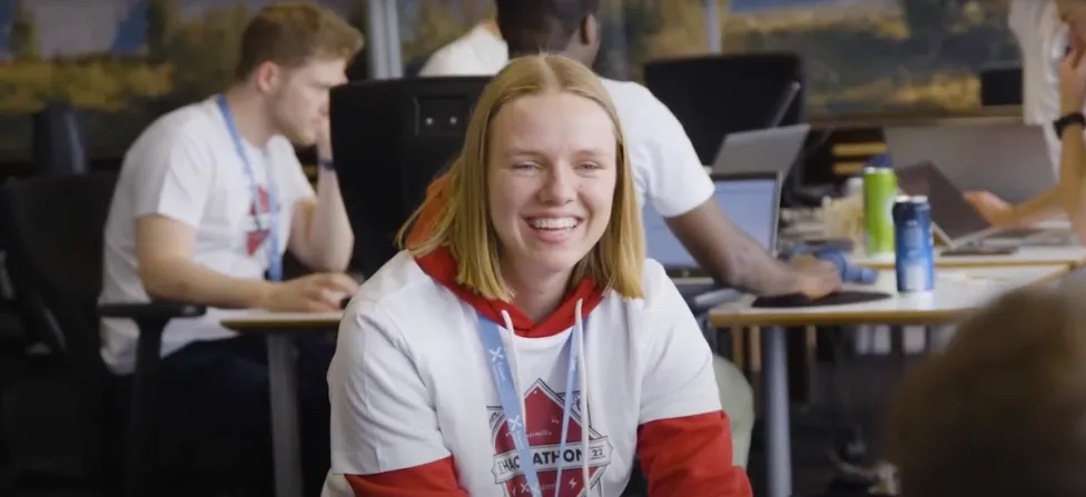 image: Lite og nært eller stort og solid?