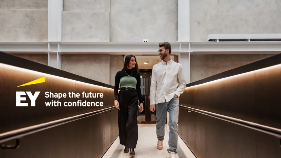 image: Er du klar for morgendagens utfordringer? Bli en del av EY Technology Consulting